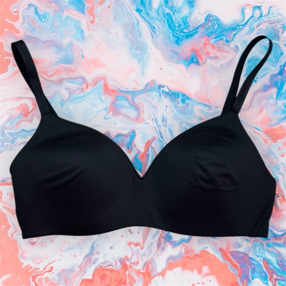 NWOT Calvin Klein Black Seamless T-Shirt Bra M
